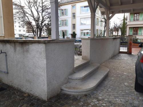 Couvertines de mur - marche d'escalier en grès